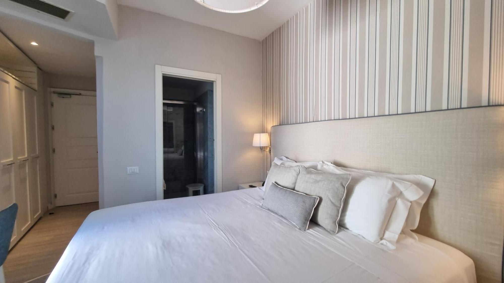 Hotel Plaza Porto Azzurro Chambre photo