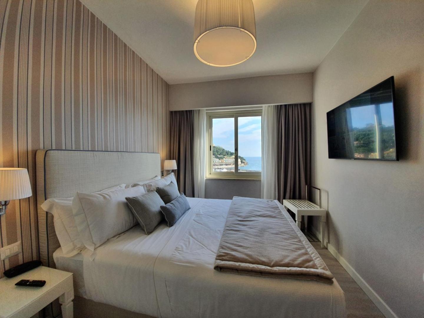 Hotel Plaza Porto Azzurro Chambre photo